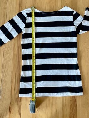 Black & White Striped  3/4 Sleeve Top